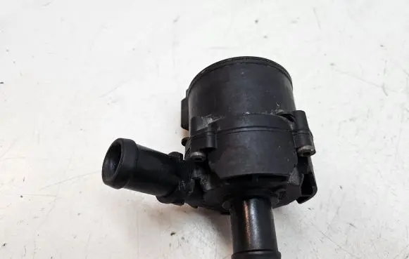 Renault Trafic III (X82) Electric auxiliary coolant/water pump 925164GA0A