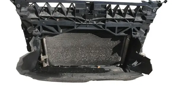 Seat Leon (5F) Radiator support slam panel