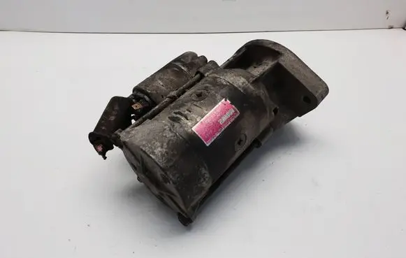 Isuzu D-Max Starter motor 8981836550