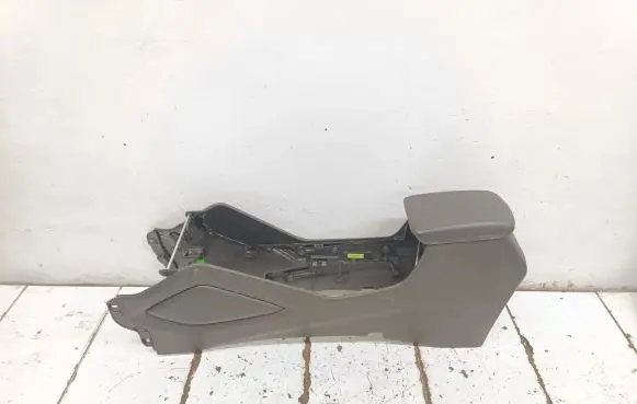Hyundai Tucson TL Armrest 84678D7201