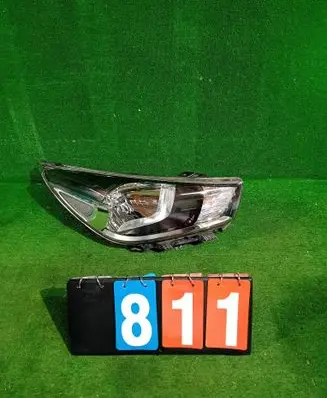 KIA Rio Headlight/headlamp 8H20176