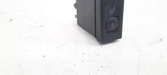 Volkswagen PASSAT B5.5 Seat heating switch 3B0963563C