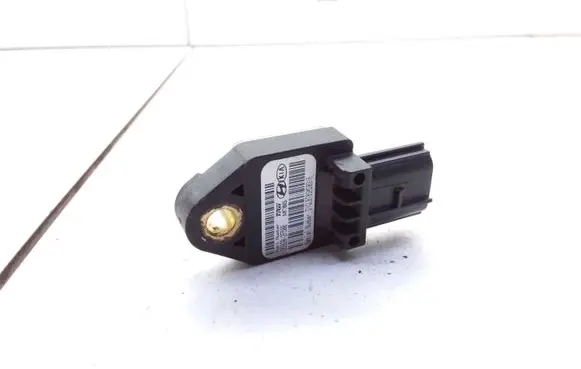 KIA Carnival Airbag deployment crash/impact sensor 959202F500
