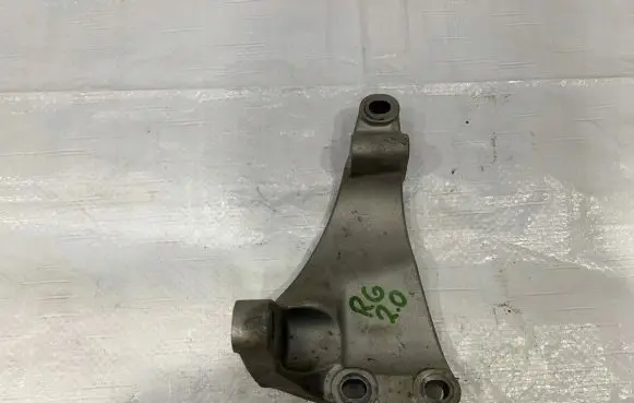 Jeep Renegade Engine mounting bracket 55263321