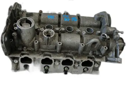 Volkswagen Golf VII Engine head 04E103475BS