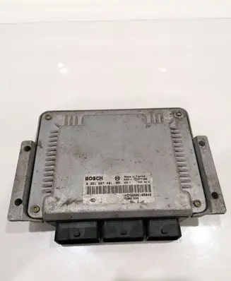Renault Laguna II Engine control unit/module 0261207481 8200105842 8200219586