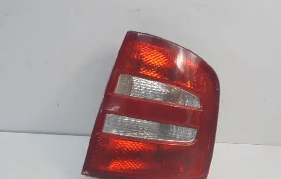 Skoda Fabia Mk1 (6Y) Rear/tail lights 6Y9945096E