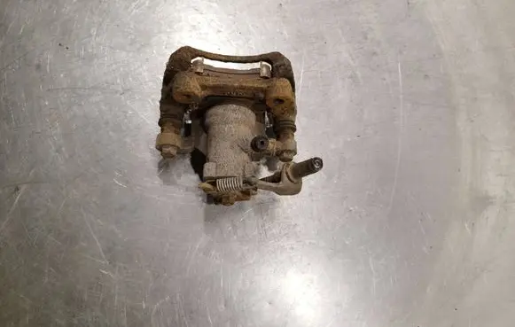 Hyundai ix20 Rear brake caliper