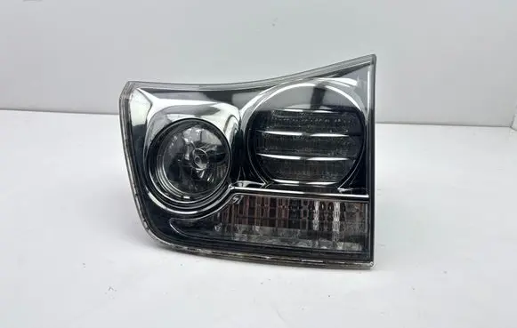 Lexus RX 330 - 350 - 400H Tailgate rear/tail lights E131409
