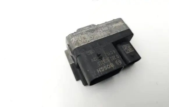 BMW 2 F46 Glow plug pre-heat relay 8596873