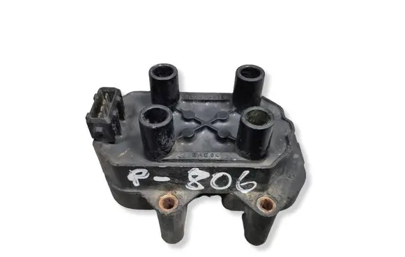Peugeot 205 High voltage ignition coil 0221503025