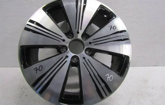 Mercedes-Benz EQB R18 alloy rim A2434010100