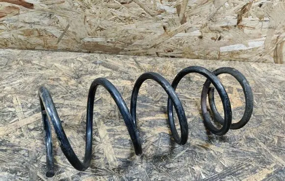Nissan Tiida C11 Front coil spring