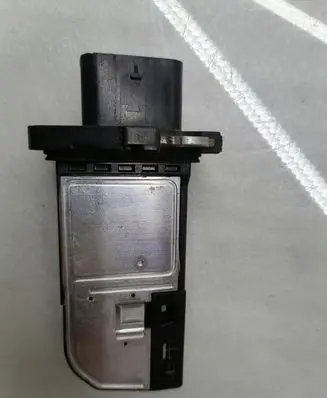 BMW 5 F10 F11 Mass air flow meter 7804150