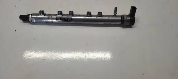 BMW 1 E81 E87 Fuel main line pipe 780912701