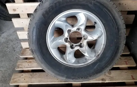 Hyundai Terracan R16 spare wheel 