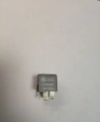 Volkswagen Transporter - Caravelle T4 Other relay 701915511