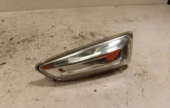 Opel Insignia B Front fender indicator light 31005256