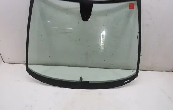 Suzuki Swift II Front windscreen/windshield window KRIS235789