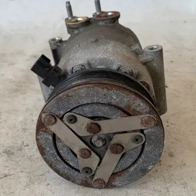 Ford Focus Air conditioning (A/C) compressor (pump) AV6119D629CA