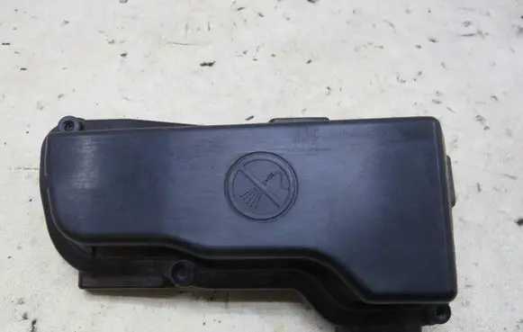 BMW 6 F12 F13 Fuse box cover 58650910