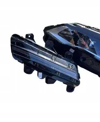 Peugeot 3008 II Headlight/headlamp 9836230680
