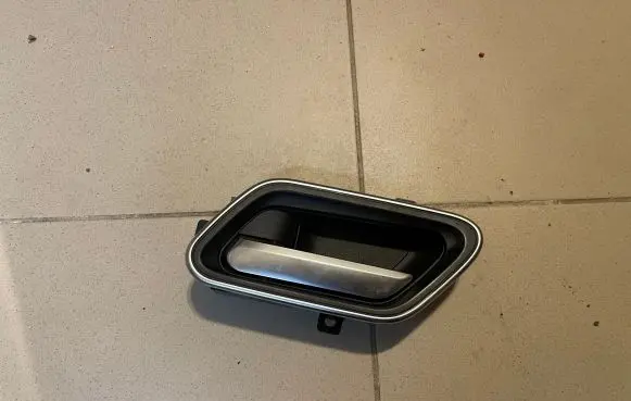 Nissan Qashqai Front door exterior handle 806716UA0A