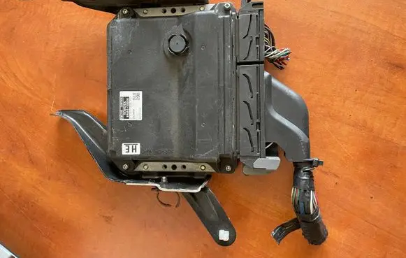 Lexus GS 300 350 430 450H Engine control unit/module 8966130D00