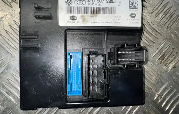 Audi A6 S6 C6 4F Comfort/convenience module 4F0907289J