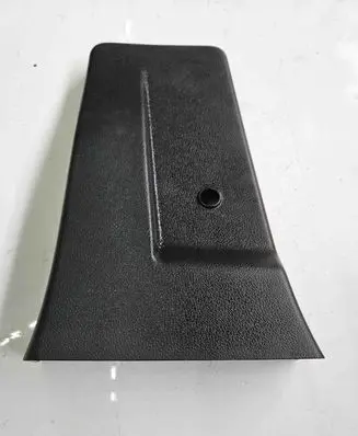 (B) pillar trim (bottom)