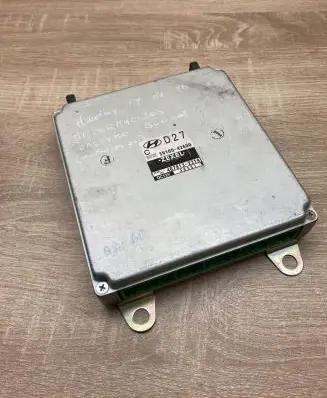 Hyundai H-1, Starex, Satellite Engine control unit/module ECU 3910042600 4079132314