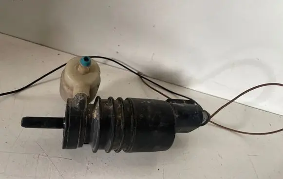 Audi A6 S6 C6 4F Windscreen/windshield washer pump PA6GBGF30