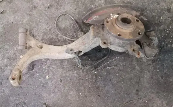 Audi A6 S6 C5 4B Front wheel hub spindle knuckle