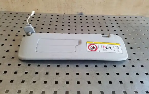Tesla Model 3 Sun visor 149040521C 110308400F