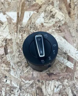 Light switch