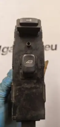 Volvo S60 Electric window control switch 30746075