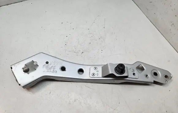 Renault Megane III Headlight/headlamp mounting bracket 6251206D