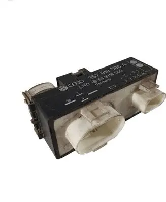 Volkswagen Golf IV Coolant fan relay 357919506A 898719000