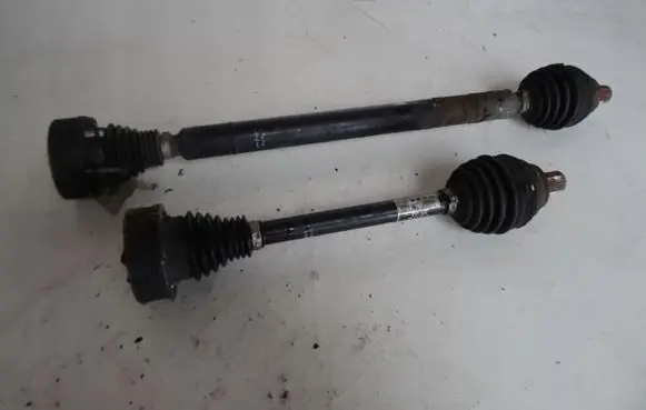 Volkswagen Eos Front shock absorber with coil spring