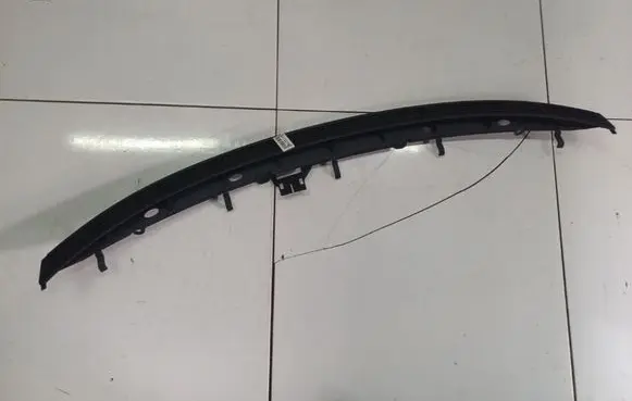 BMW 3 E46 Wiper trim 8203763
