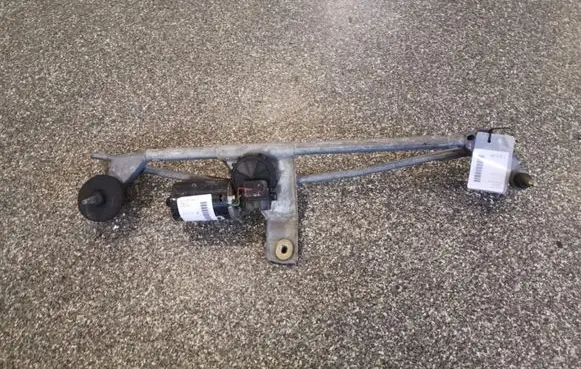 Volvo C70 Front wiper linkage and motor 3397020424 9127592
