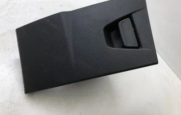 Ford Focus Glove box MB51A46441
