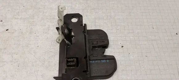 Volkswagen Transporter - Caravelle T5 Tailgate lock latch 7LA827505B