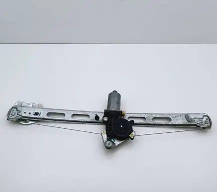 Mercedes-Benz A W168 Front door window regulator with motor 0130821672