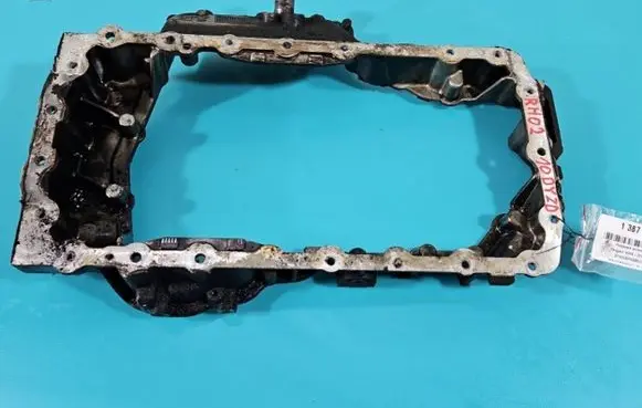 Peugeot 5008 Oil filter mounting bracket IMPRK1387873