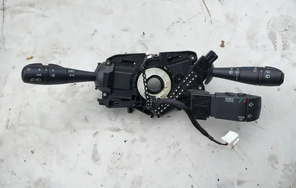 Renault Clio IV Wiper control stalk 255675914R