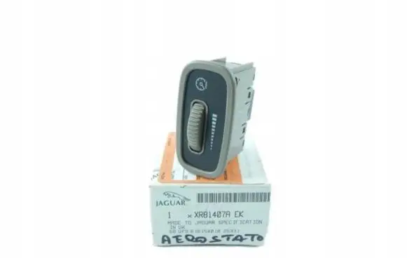 Jaguar S-Type Fog light switch xr81407aek