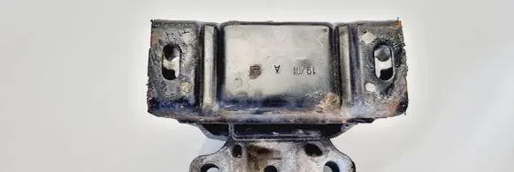 Volkswagen Golf IV Gearbox mount 1J0199555