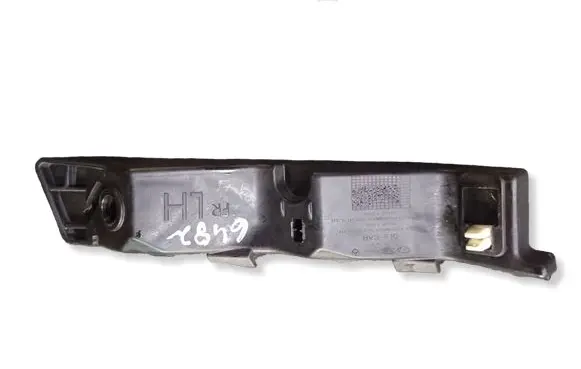 KIA Sportage Front bumper mounting bracket 86515F1000 KLBCA4 86513F1000