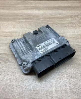 Opel Vectra C Engine control unit/module ECU 55566277 0281014450